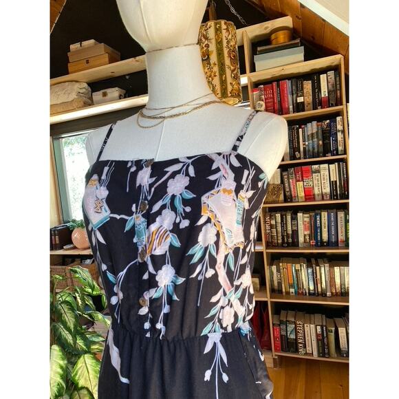 Vintage Hawaiian Dress - Picture 4 of 9